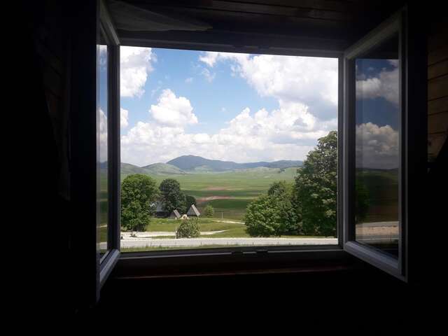 Загородные дома Domaćinstvo Krstajić Жабляк-44