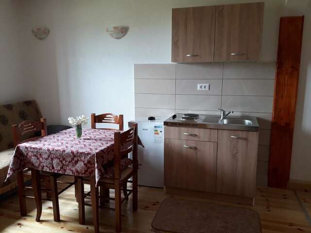 Загородные дома Domaćinstvo Krstajić Жабляк-11